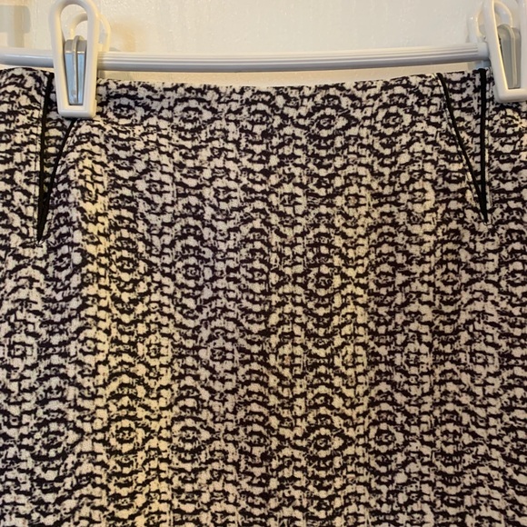 O’ 2nd Barney’s New York skirt - Picture 2 of 3